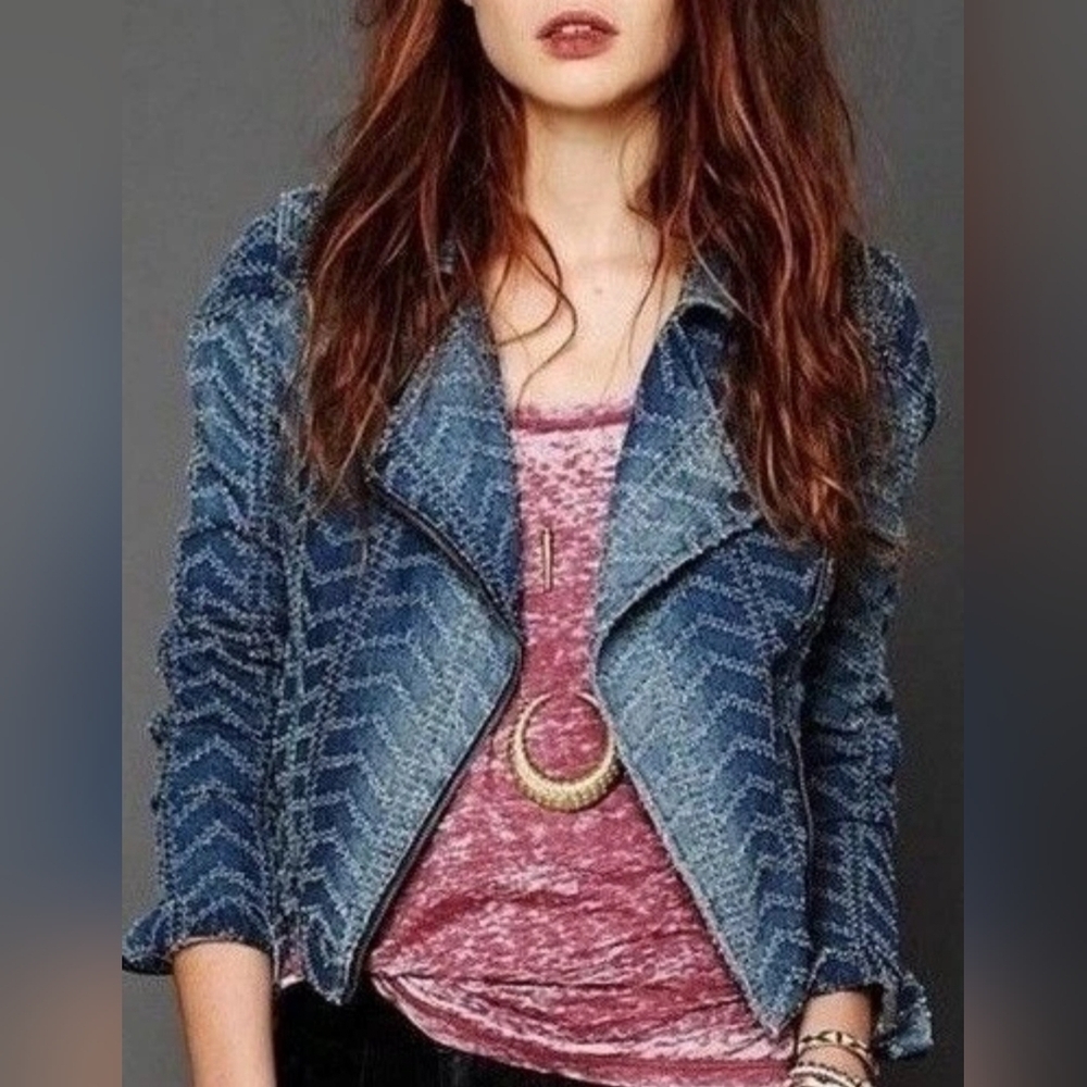 Free People Punched Denim Moto Jacket Herringbone Blue Jean Jacket Size 6